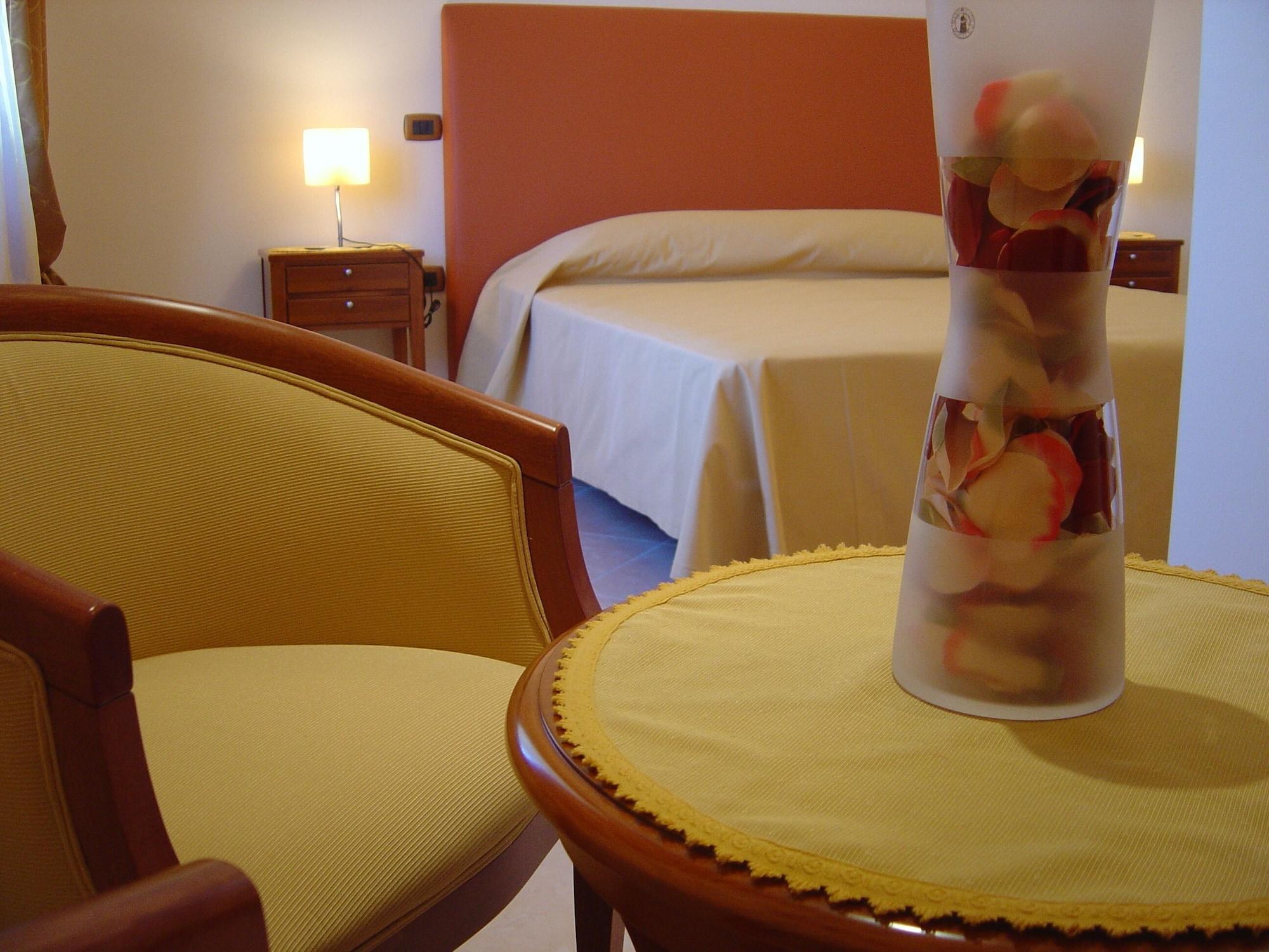 Ranch Palace Hotel Naples Extérieur photo