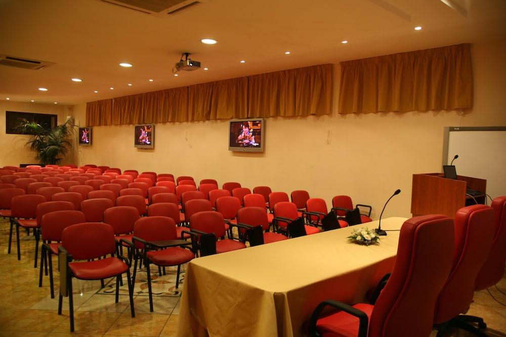 Ranch Palace Hotel Naples Extérieur photo