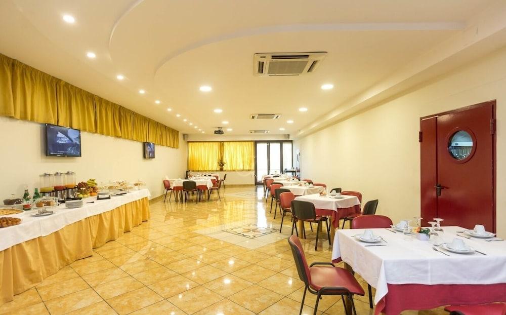 Ranch Palace Hotel Naples Extérieur photo